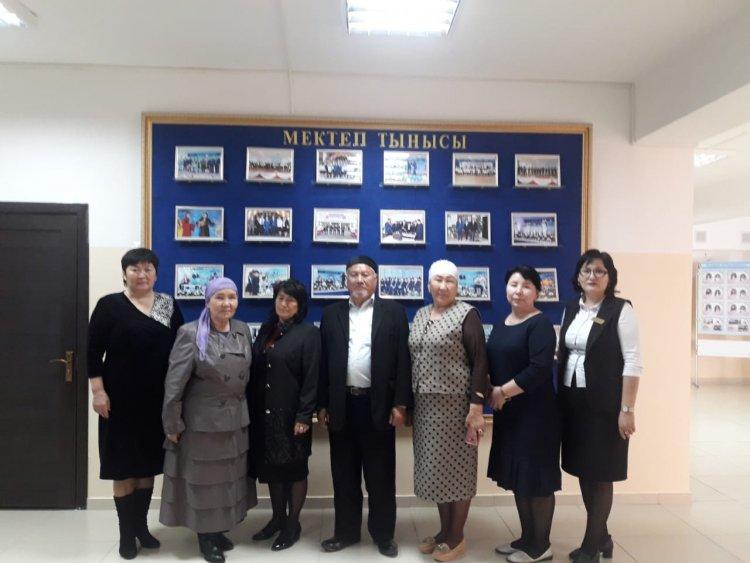 Ақындармен кездесу