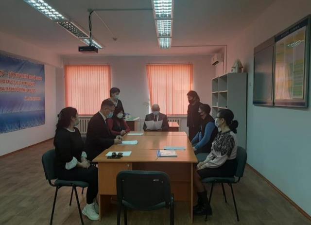 Ата-аналар комитетімен  жиналыс