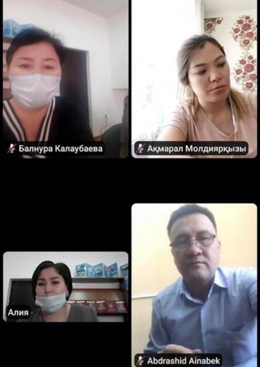Қамқоршылар кеңесімен жиналыс