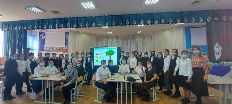 #130_мектеп #семинар #тәжірибе_алмасу #ШымкентҚаласыӘдістемелікОрталығы ОЗАТ ТӘЖІРИБЕ – ОРТАҚ ІС 2021 жылдың  01-03 қараша күндері озық тәжірибе мектебі аясында «Озат тәжірибе – ортақ іс»  тақырыбында мектепішілік семинар өтуде.  Мақсаты: білім беру