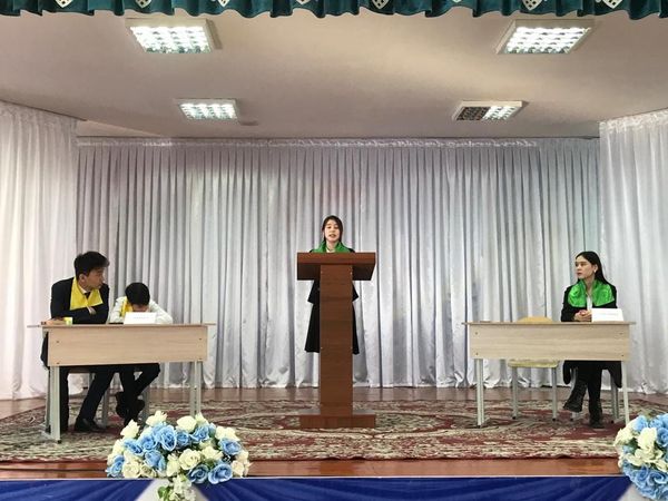 Физика пәнінің мұғалімдері Омарова Жанар және Айқозы Әселдің ұйымдастыруымен 9-11сыныптар арасында "Еңбек нарығына бағыттау мәселесі " атты өңірімізге қажетті мамандыққа баулу шарасы өткізілді.