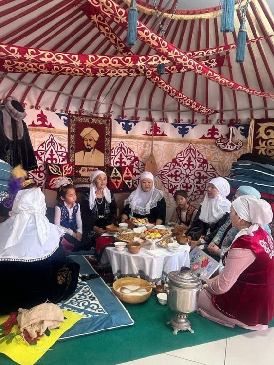 «Даналық мектебі» жоспарына сәйкес «Әжелер клубы» жүргізілуде. «Әжелер клубының»